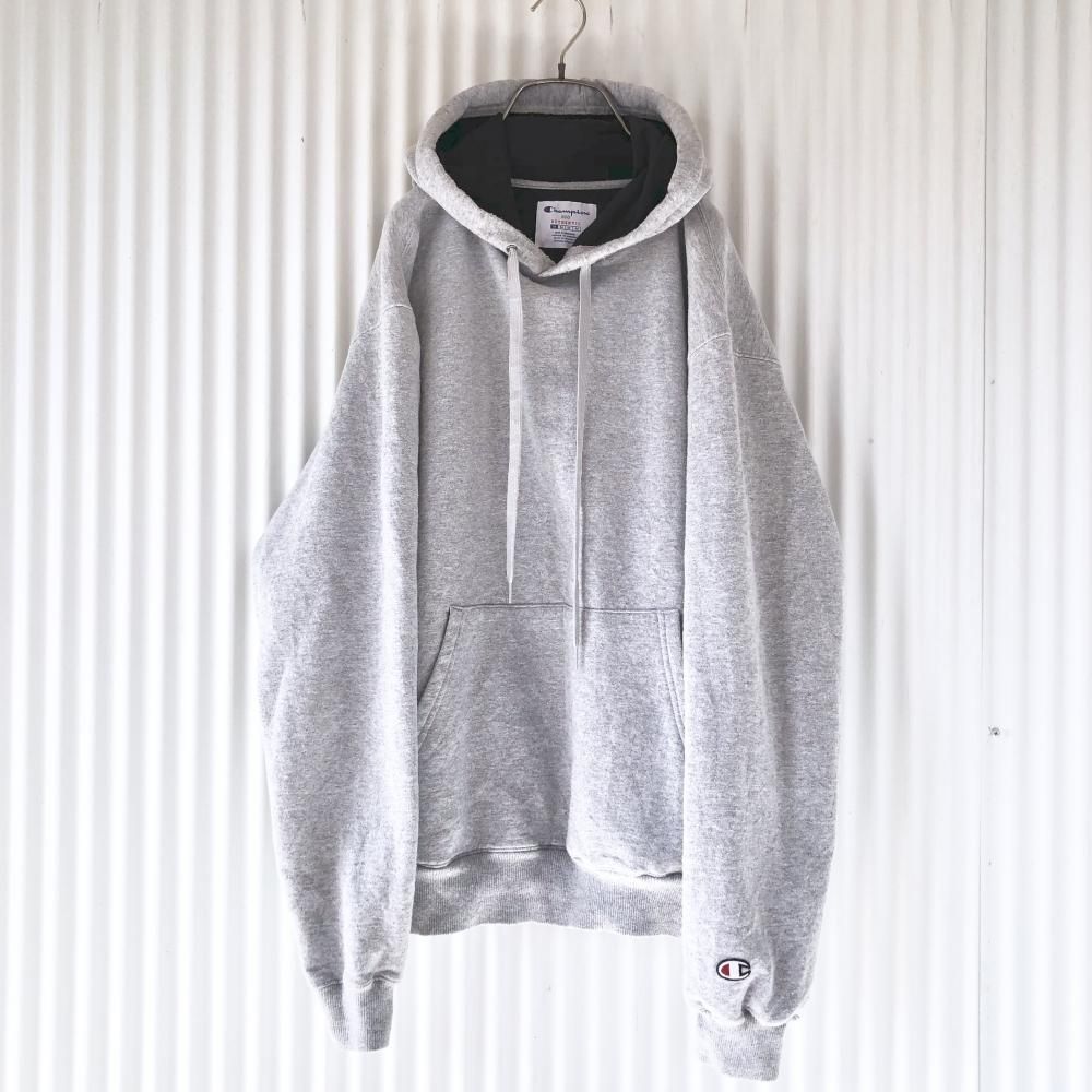Champion 袖ロゴワッペンフーディ Black Gray 古着屋マッシュ Champion 袖ロゴワッペンフーディ Black Gray 古着屋マッシュ