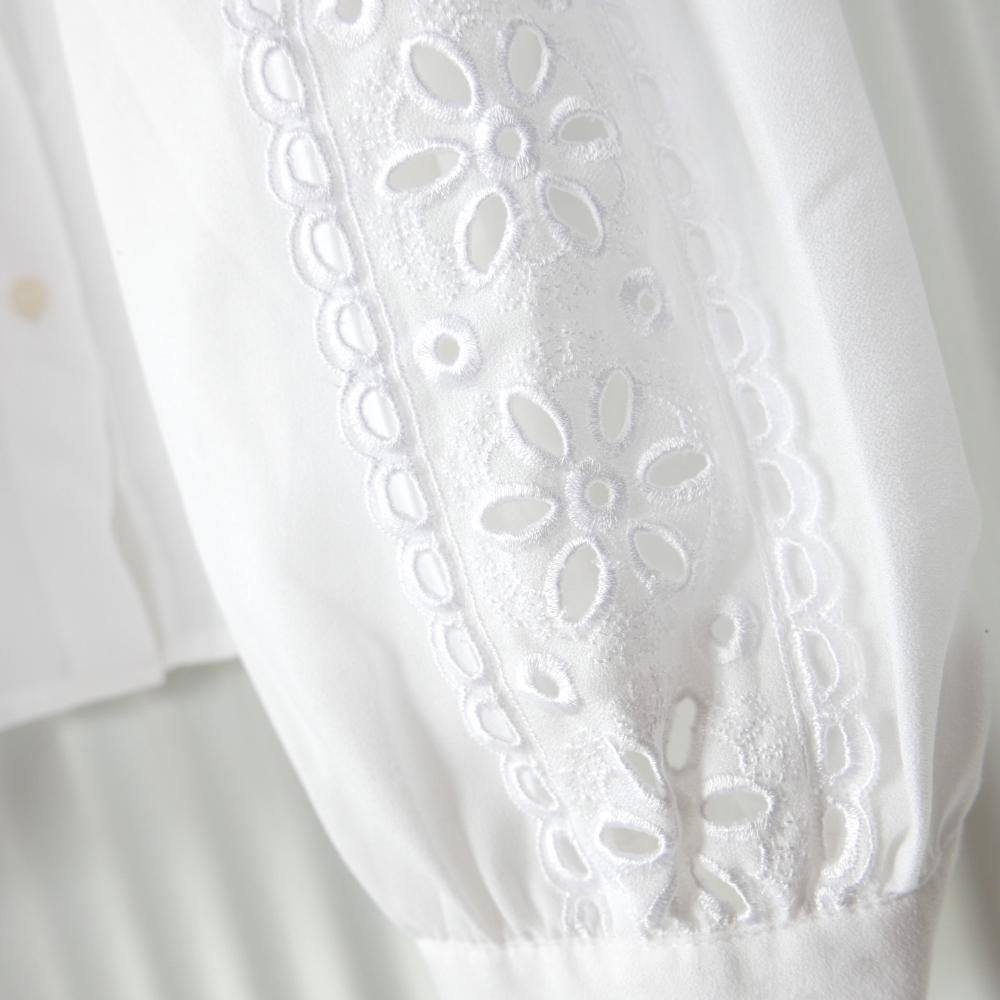 穴あきフラワーレース袖ブラウス/White -古着屋マッシュ