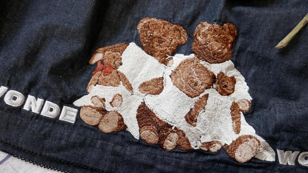 WONDERFUL WORLD ファミリーベア刺繍たくし上げリボンスカート