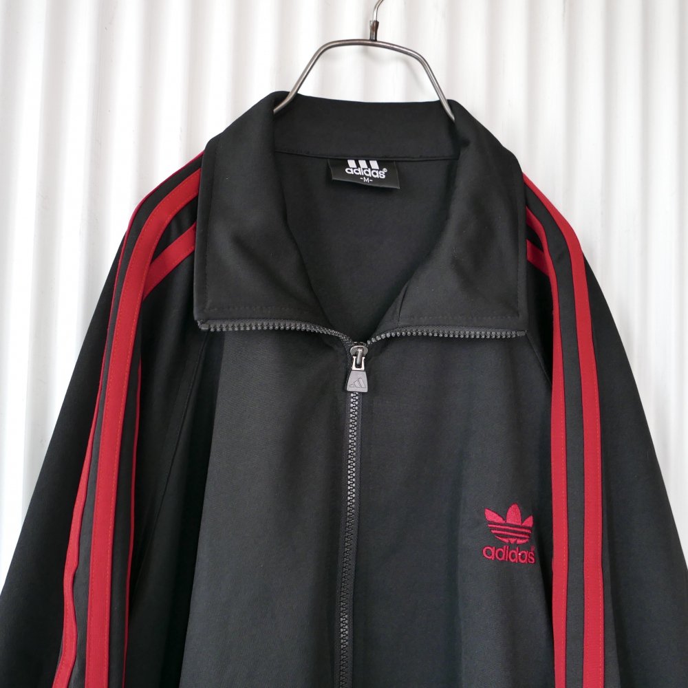 adidas トレフォイル刺繍3ライントラックジャケット/黒赤-古着屋マッシュ