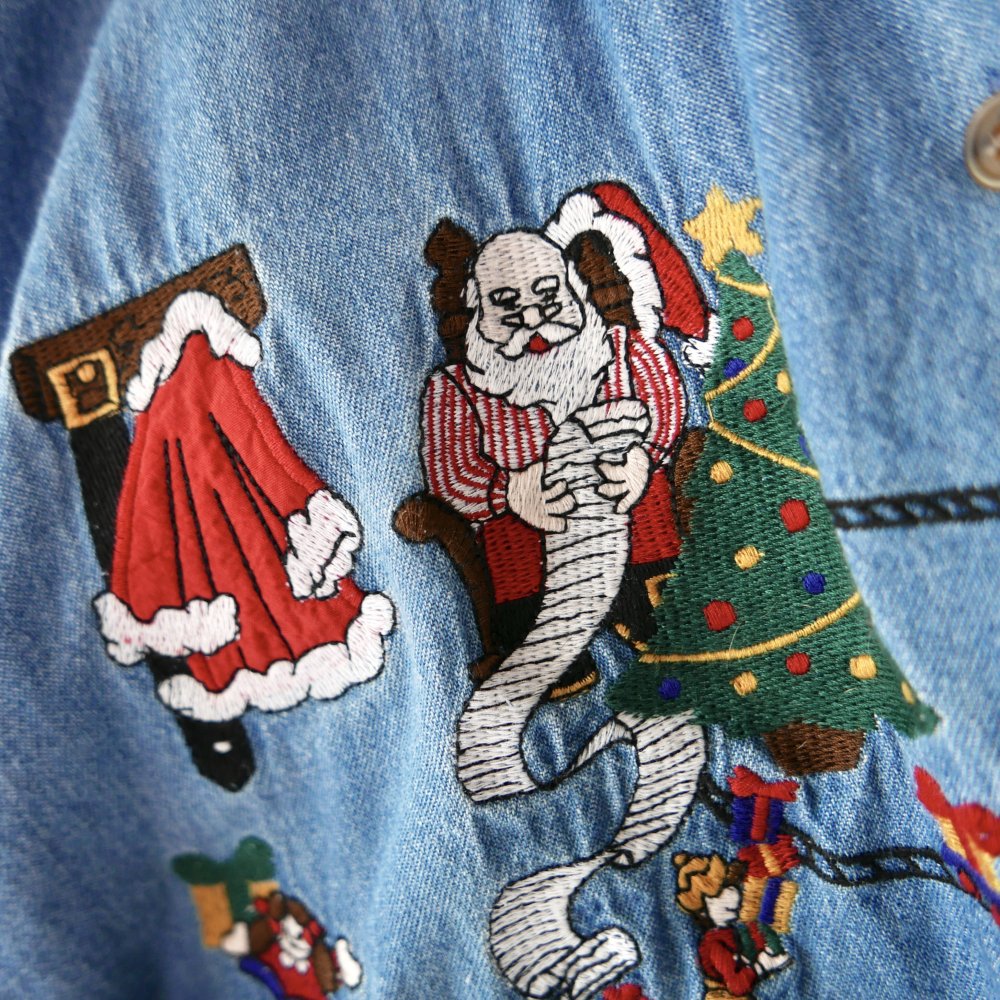 KAREN SCOTT サンタのおうち刺繍デニムシャツ－古着屋マッシュ