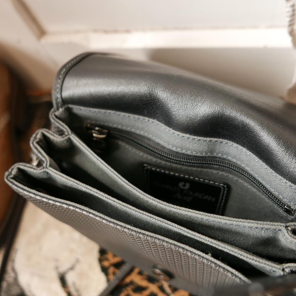 CHARLES JOURDAN paris レザーショルダーバッグ‐古着屋マッシュ