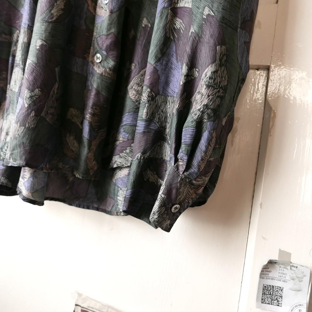 柄シャツ シルク100% 絹 総柄 ダブルポケット くすみ系バイカラー 古着 楽天市場】【中古】 ROYAL DIXTON 柄シャツ 長袖 シャツ シルク