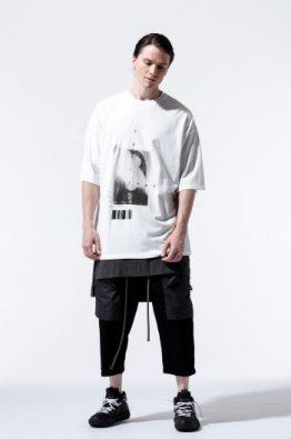 <img class='new_mark_img1' src='https://img.shop-pro.jp/img/new/icons23.gif' style='border:none;display:inline;margin:0px;padding:0px;width:auto;' />A.F ARTEFACT Print Type G Crew Neck T-Shirts