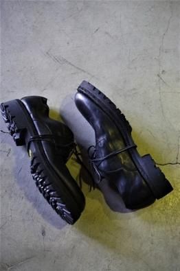 GUIDI CLASSIC DERBY VIBRAM SOLE