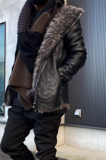 incarnation (MOUTON) Sheep Shearling Hi-Neck Bias Zip Darts incarnation (MOUTON) Sheep Shearling Hi-Neck Bias Zip Darts
