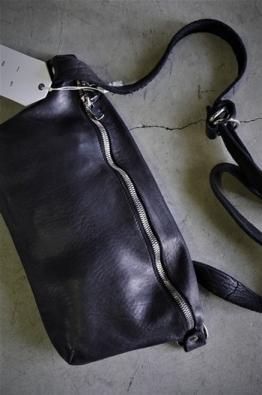 GUIDI SOFT HORSE MEDIUM FANNY BAG PIECE DYED