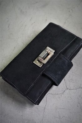 <img class='new_mark_img1' src='https://img.shop-pro.jp/img/new/icons14.gif' style='border:none;display:inline;margin:0px;padding:0px;width:auto;' />incarnation Horse Butt＋Horse Leather Large Wallet