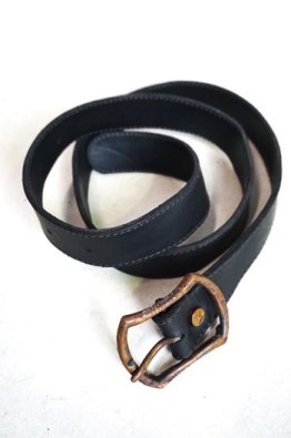 <img class='new_mark_img1' src='https://img.shop-pro.jp/img/new/icons14.gif' style='border:none;display:inline;margin:0px;padding:0px;width:auto;' />incarnation Belt Calf Leather 1.5