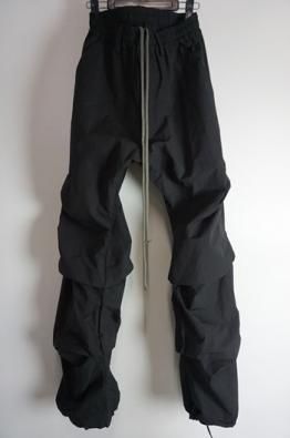 A.F ARTEFACT  Tuck Baggy Pants