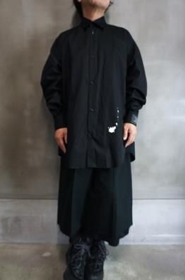 ALMOSTBLACK EMBRODARY 3D SHIRTS													
																	
