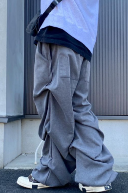 A.F ARTEFACT Serge Tuck Wide Pants