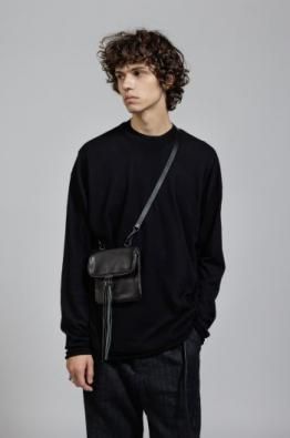 The Viridi-anne Cow leather shoulder pouch