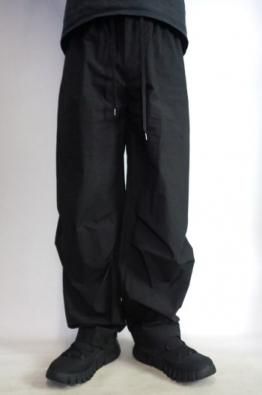 <img class='new_mark_img1' src='https://img.shop-pro.jp/img/new/icons14.gif' style='border:none;display:inline;margin:0px;padding:0px;width:auto;' />DEVOA Baggy pants High density cotton