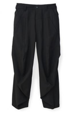<img class='new_mark_img1' src='https://img.shop-pro.jp/img/new/icons14.gif' style='border:none;display:inline;margin:0px;padding:0px;width:auto;' />beauty:beast Croissant Flare Double Pocket