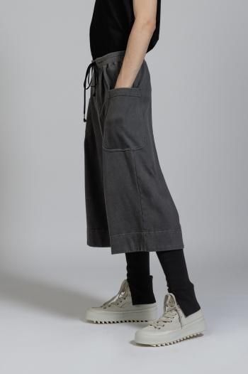 The Viridi-anne Sweat Wide Cropped Pants VI-3863-04 - ザヴィ