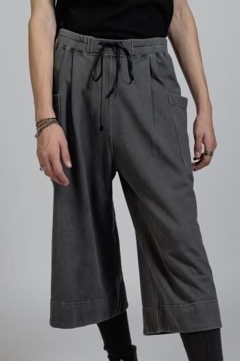 ウッティイ。 The Viridi-anne Sweat Wide Cropped Pants VI-3863-04 - ザヴィ