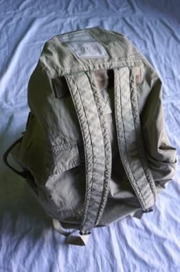 <img class='new_mark_img1' src='https://img.shop-pro.jp/img/new/icons14.gif' style='border:none;display:inline;margin:0px;padding:0px;width:auto;' />Ten c BACKPACK METAL ARMY NYLON TWILL