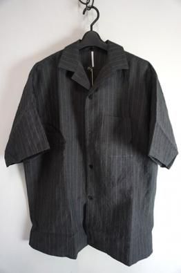 SUS-SOUS open collar shirt