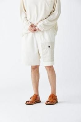 <img class='new_mark_img1' src='https://img.shop-pro.jp/img/new/icons14.gif' style='border:none;display:inline;margin:0px;padding:0px;width:auto;' />SUS-SOUS Cargo Shorts(organic cotton silk nep)