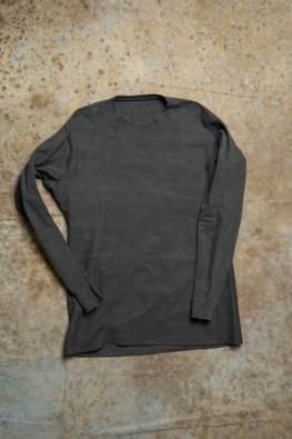 <img class='new_mark_img1' src='https://img.shop-pro.jp/img/new/icons14.gif' style='border:none;display:inline;margin:0px;padding:0px;width:auto;' />DEVOA Long sleeve Pigment dye jersey