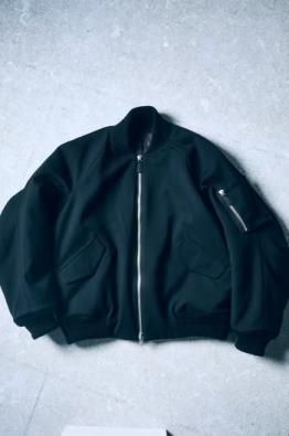 <img class='new_mark_img1' src='https://img.shop-pro.jp/img/new/icons14.gif' style='border:none;display:inline;margin:0px;padding:0px;width:auto;' />CROMÄGNON MA-1 JACKET GABARDINE