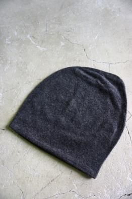 <img class='new_mark_img1' src='https://img.shop-pro.jp/img/new/icons14.gif' style='border:none;display:inline;margin:0px;padding:0px;width:auto;' />CROMÄGNON KNIT CAP PURE CASHMERE