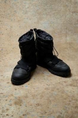 <img class='new_mark_img1' src='https://img.shop-pro.jp/img/new/icons14.gif' style='border:none;display:inline;margin:0px;padding:0px;width:auto;' />DEVOA Snow Boots 