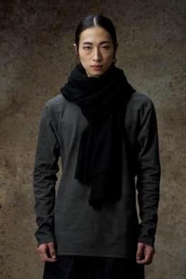 <img class='new_mark_img1' src='https://img.shop-pro.jp/img/new/icons14.gif' style='border:none;display:inline;margin:0px;padding:0px;width:auto;' />DEVOA Stole merino wool