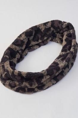 <img class='new_mark_img1' src='https://img.shop-pro.jp/img/new/icons14.gif' style='border:none;display:inline;margin:0px;padding:0px;width:auto;' />beauty:beast Millennium Big Snood Leopard