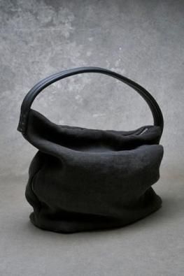 <img class='new_mark_img1' src='https://img.shop-pro.jp/img/new/icons14.gif' style='border:none;display:inline;margin:0px;padding:0px;width:auto;' />DEVOA Shoulder Bag Washi Linen