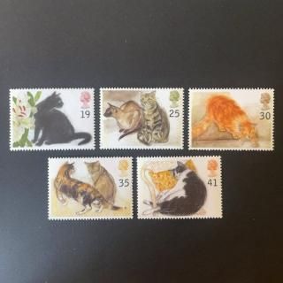 1241 外国切手 猫 シリーズ切手 20種+8面入り小型シート 銷印あり