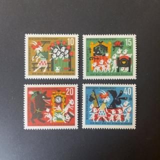 絵本・童話・神話 - 外国切手の通販・北欧・東欧・海外の切手を販売