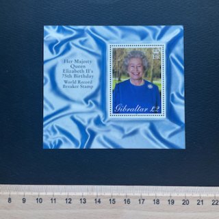 ジブラルタルの切手・2001年・エリザベス女王生誕75年・小型シート