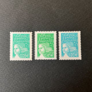 フランスの切手・2002年・マリアンヌ（緑系3枚）