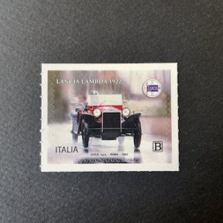 イタリアの切手・2022年・ランチア・ラムダ100年（セルフ糊）