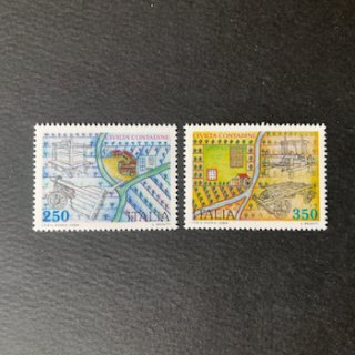 イタリアの切手・1984年・コンタディーナ（2）