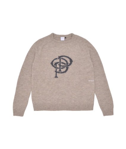<img class='new_mark_img1' src='https://img.shop-pro.jp/img/new/icons5.gif' style='border:none;display:inline;margin:0px;padding:0px;width:auto;' />POP TRADING COMPANY  INITIALS KNITTED CREWNECK SESAME