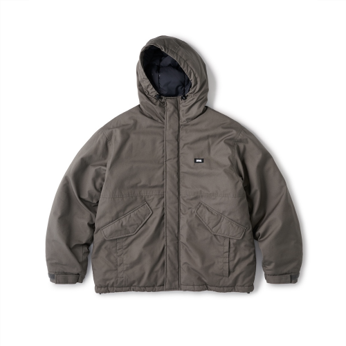 <img class='new_mark_img1' src='https://img.shop-pro.jp/img/new/icons5.gif' style='border:none;display:inline;margin:0px;padding:0px;width:auto;' />FTC  VENTILE®︎ HOODED PUFFY JACKET CHARCOAL