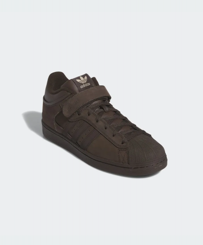 <img class='new_mark_img1' src='https://img.shop-pro.jp/img/new/icons24.gif' style='border:none;display:inline;margin:0px;padding:0px;width:auto;' />ADIDAS  PRO SHELL  NIELS IH3411</p>