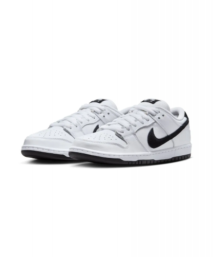 <img class='new_mark_img1' src='https://img.shop-pro.jp/img/new/icons5.gif' style='border:none;display:inline;margin:0px;padding:0px;width:auto;' />NIKE SB DUNK LOW PRO WHITEHF3704-100