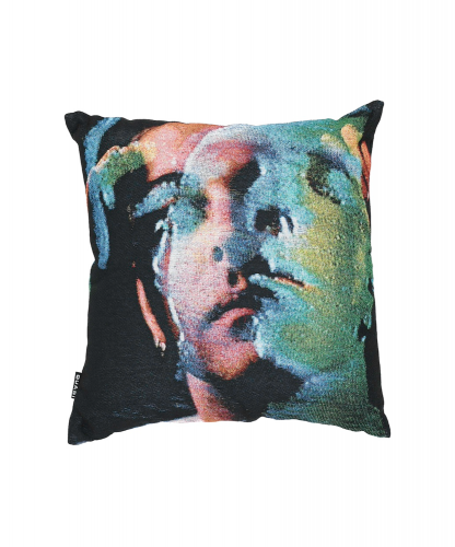 <img class='new_mark_img1' src='https://img.shop-pro.jp/img/new/icons5.gif' style='border:none;display:inline;margin:0px;padding:0px;width:auto;' />QUASI  DROOM PILLOW BLACK