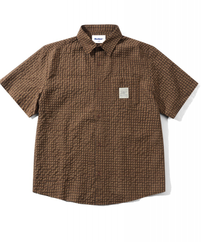 <img class='new_mark_img1' src='https://img.shop-pro.jp/img/new/icons5.gif' style='border:none;display:inline;margin:0px;padding:0px;width:auto;' />BUTTERGOODS  EQUIPMENT S/S SHIRT BROWN