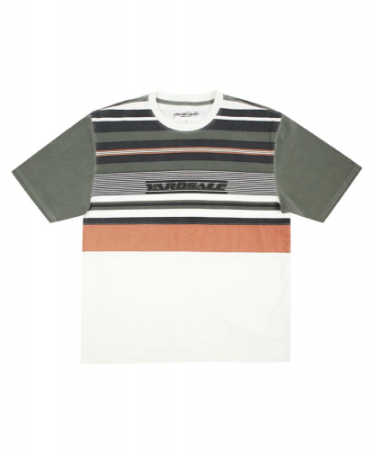 <img class='new_mark_img1' src='https://img.shop-pro.jp/img/new/icons5.gif' style='border:none;display:inline;margin:0px;padding:0px;width:auto;' />YARDSALE CLUB TEE WHITE