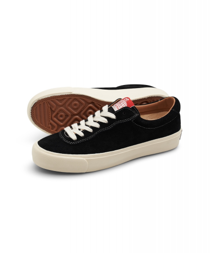 <img class='new_mark_img1' src='https://img.shop-pro.jp/img/new/icons5.gif' style='border:none;display:inline;margin:0px;padding:0px;width:auto;' />LAST RESORT AB  VM001 LO SUEDE BLACK/WHITE</p>