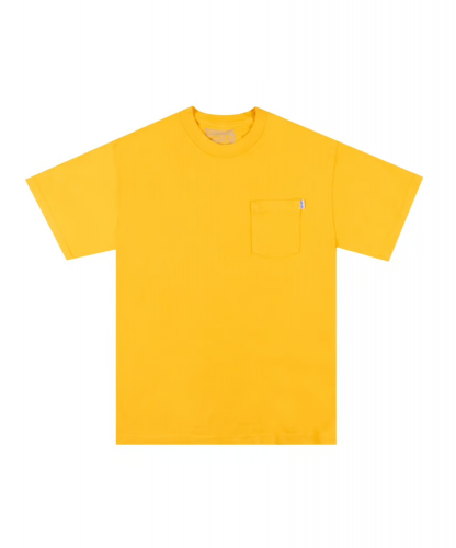 <img class='new_mark_img1' src='https://img.shop-pro.jp/img/new/icons5.gif' style='border:none;display:inline;margin:0px;padding:0px;width:auto;' />TENANT STACKED LOGO POCKET TEE MUSTARD</p>
