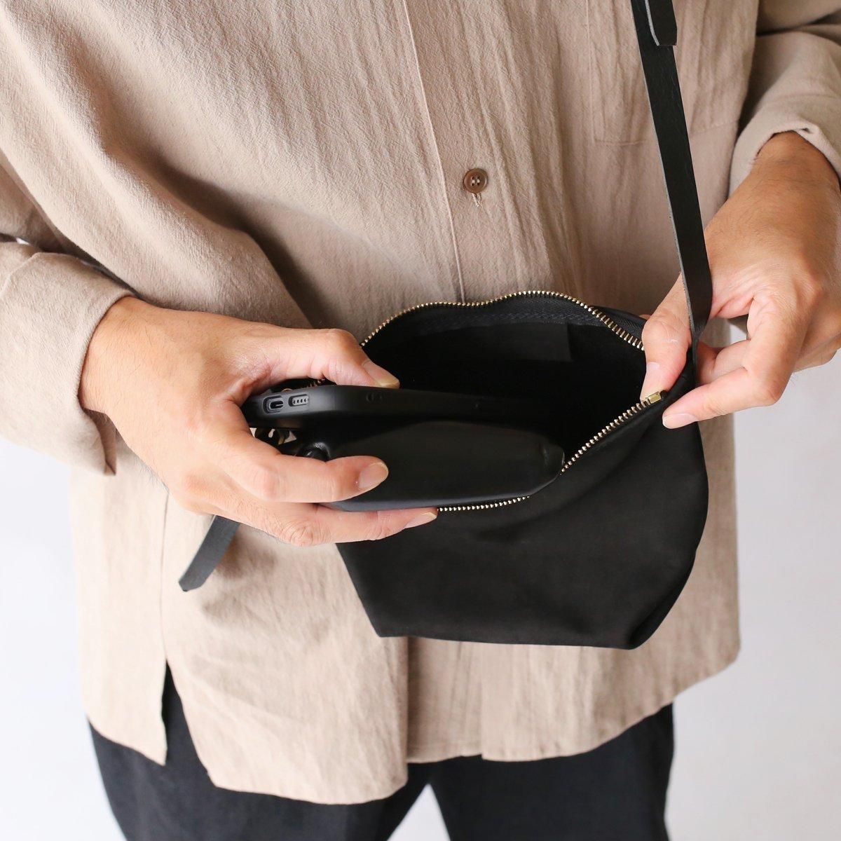 EEL Products × Tochca Nubuck Shoulder Pouch Black - EEL EEL Products × Tochca Nubuck Shoulder Pouch Black - EEL