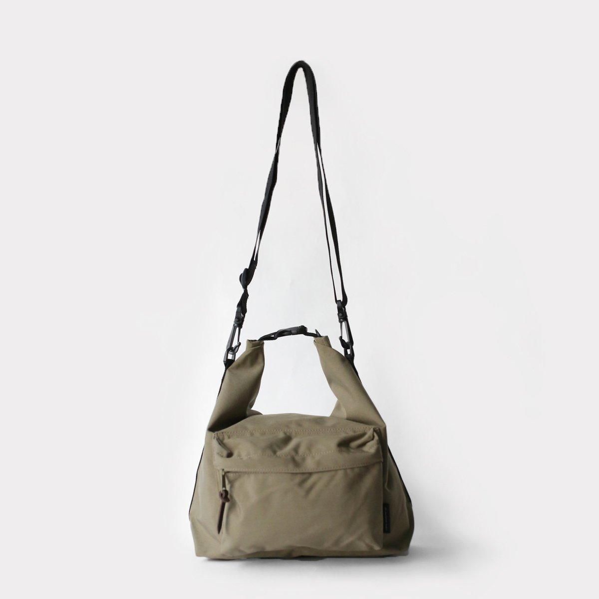DATE NIGHT Flag Shop Ver.  Beige