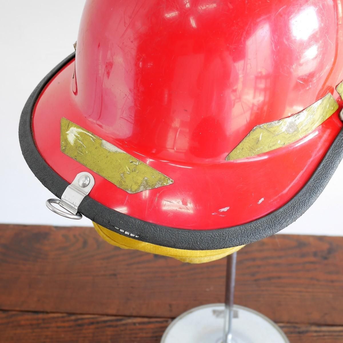 消防士 アメリカ ビンテージ ヘルメット ファイヤーマン 赤