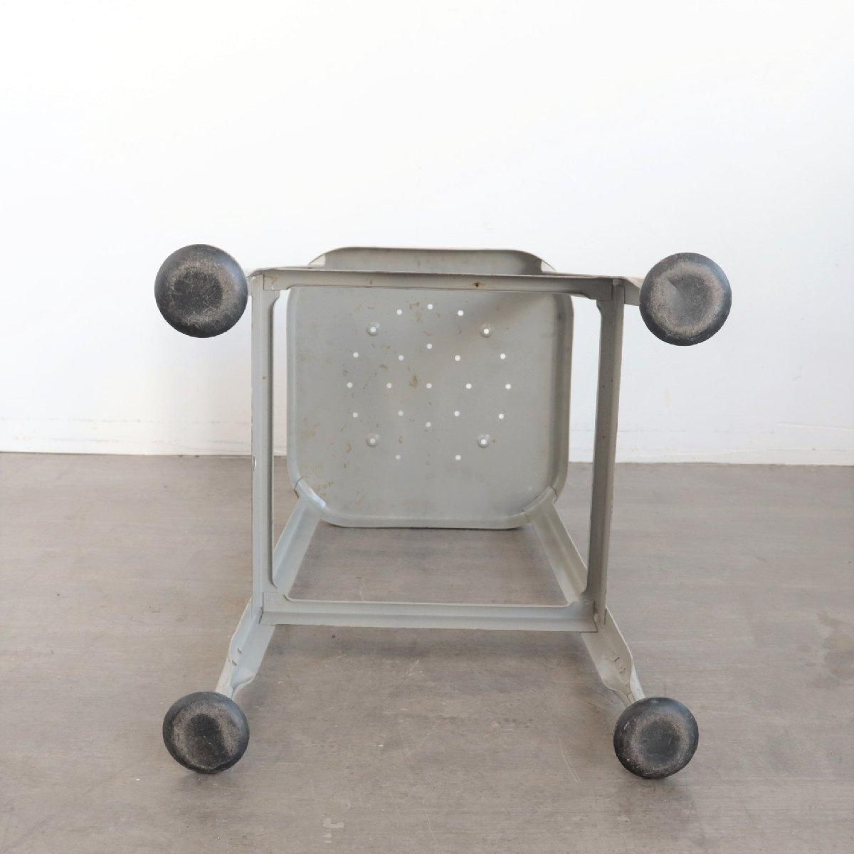 LYONチェア LYON-CHAIR_03-600x400.jpg